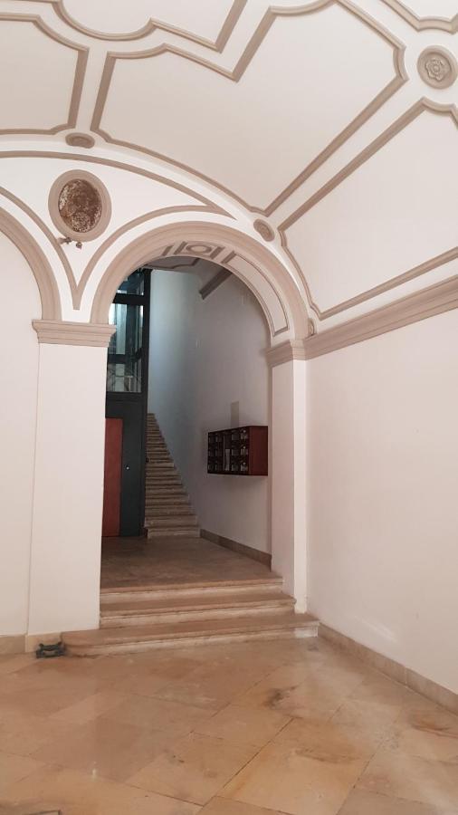 Appartement Saint George'S House 2 Bari Extérieur photo